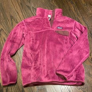 Patagonia Women's Retool Snap-T® Fleece Pullover in magenta color, size L